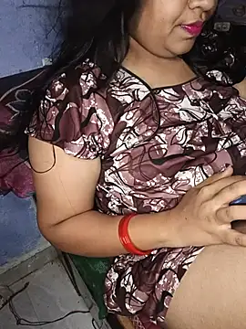 Snapshot of Desi_bhabhi299 chatting on 5, 7, 2026 Desi bhabhi299 online show from 5, 7, 2026