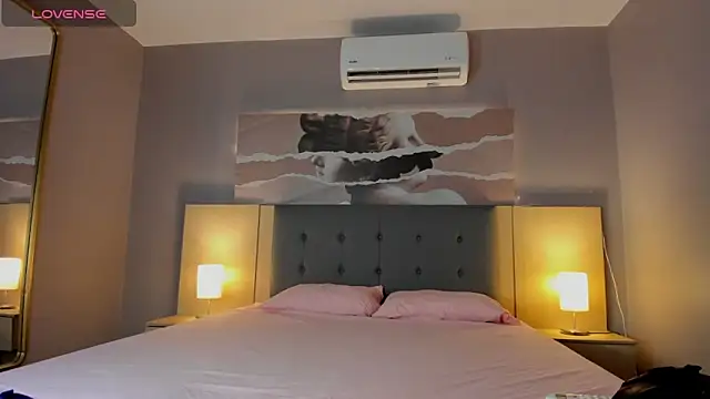 EVANGELIINE 21 online show from 12, 2, 2026