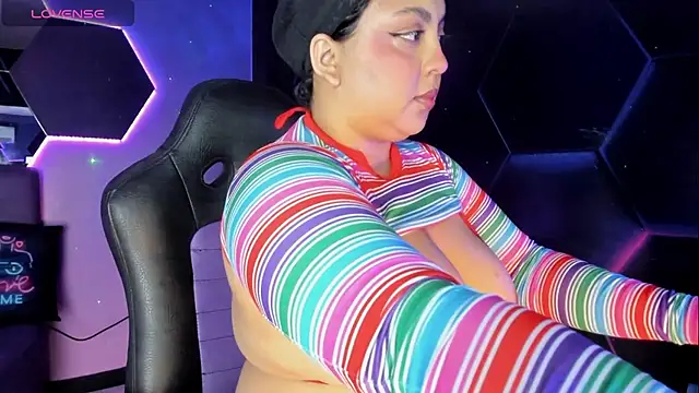 Snapshot of EVANGELIINE_21 chatting on 22, 5, 2026 EVANGELIINE 21 online show from 22, 5, 2026