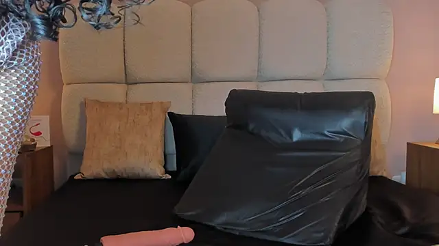 veromilff online show from 20, 3, 2026