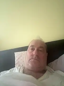 csikar online show from 24, 4, 2026