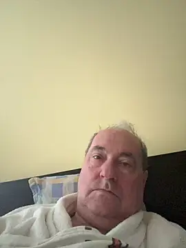Snapshot of csikar chatting on 15, 5, 2026 csikar online show from 15, 5, 2026