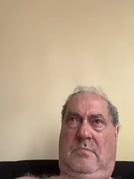 Snapshot of csikar chatting on 3, 6, 2026 csikar online show from 3, 6, 2026