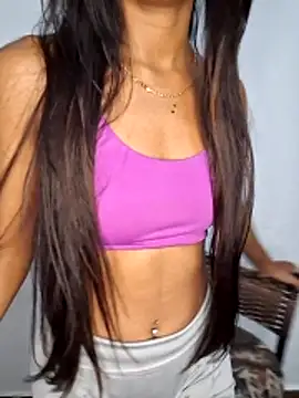 Snapshot of meenina_veneno chatting on 6, 2, 2026 meenina veneno online show from 6, 2, 2026