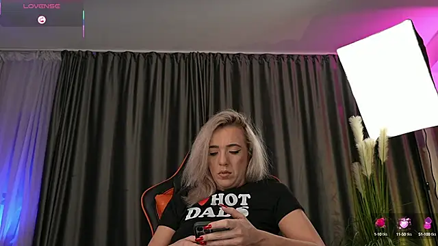 creampussyy online show from 27, 2, 2025