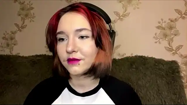 EmilyVeiro online show from 7, 3, 2026