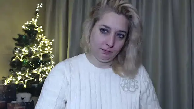 Snapshot of sweetpussy13 chatting on 31, 12, 2024 sweetpussy13 online show from 31, 12, 2024