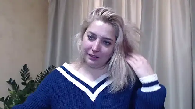 Snapshot of sweetpussy13 chatting on 16, 2, 2025 sweetpussy13 online show from 16, 2, 2025