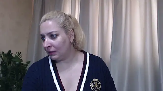 sweetpussy13 online show from 22, 4, 2026