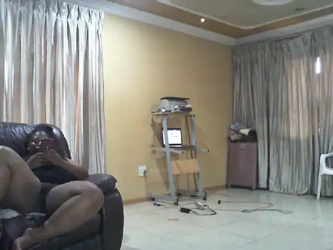 Caramel-goddess18 online show from 19, 12, 2025