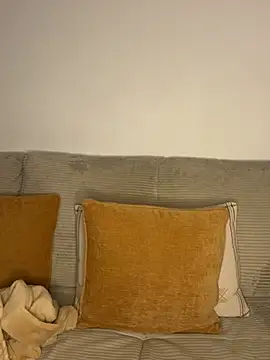 ScarletVixenLive online show from 27, 4, 2026