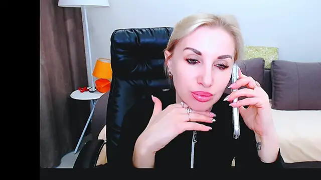 Hanna--Sweet online show from 26, 4, 2026