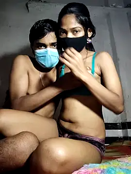 realcouple71 online show from 17, 12, 2025