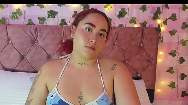 Snapshot of Ayla-marttinez chatting on 3, 2, 2026 Ayla-marttinez online show from 3, 2, 2026