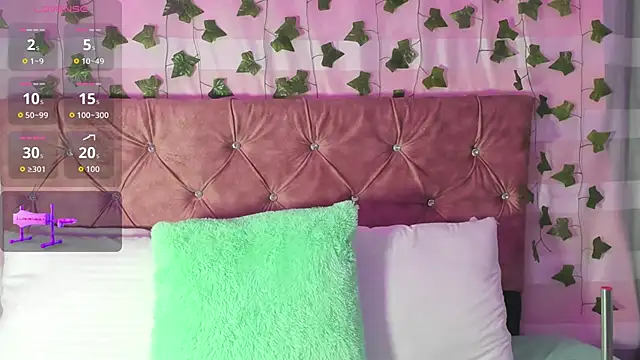 Snapshot of Ayla-marttinez chatting on 4, 3, 2026 Ayla-marttinez online show from 4, 3, 2026