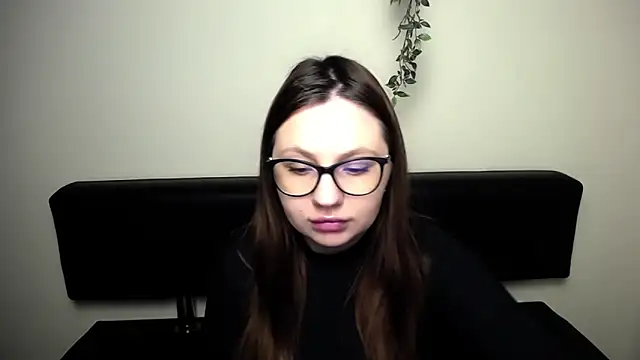 LiliaErmi online show from 3, 4, 2026