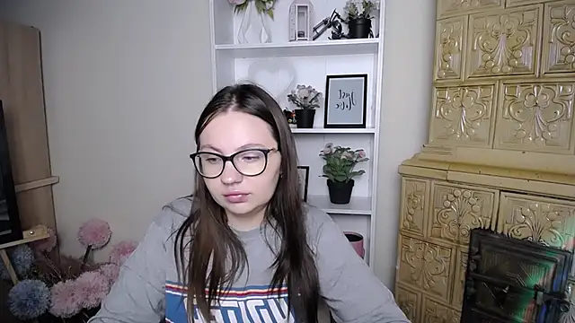 LiliaErmi online show from 15, 6, 2026