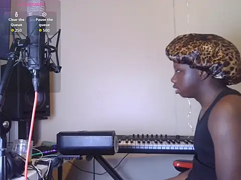 YourLittleBoyfriend online show from 9, 3, 2026