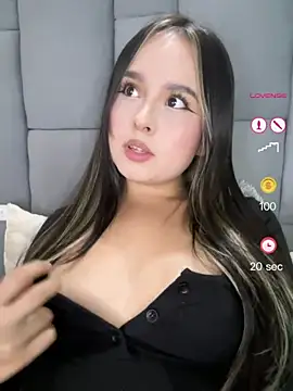 Snapshot of Mimi_miau19 chatting on 3, 6, 2026 Mimi miau19 online show from 3, 6, 2026