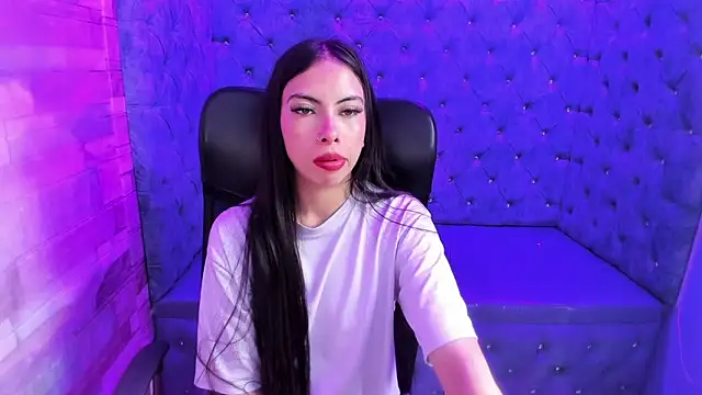 Alana Hotterr online show from 18, 2, 2026