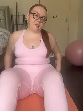 AnnieAinsx online show from 26, 4, 2026