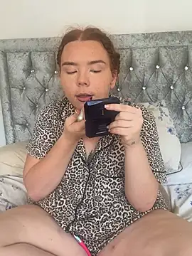 AnnieAinsx online show from 28, 7, 2026