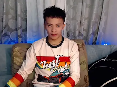 ur twinkKirk6969 online show from 11, 5, 2026