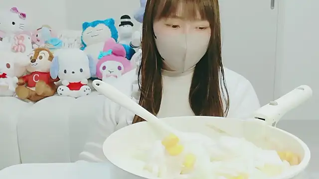 yuyuchan   online show from 28, 4, 2026