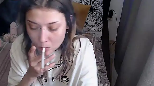 AlienforTwenty online show from 27, 4, 2026