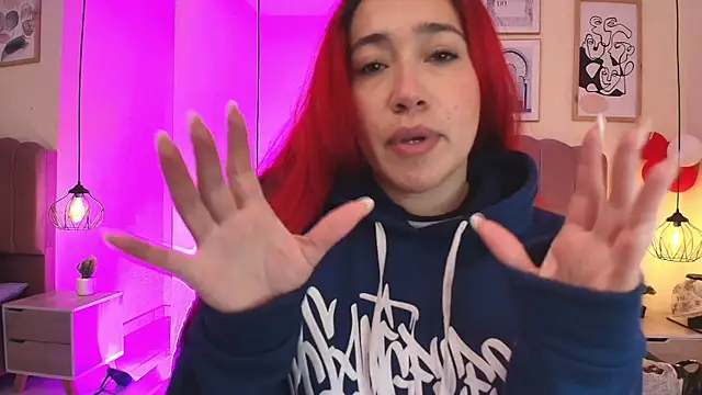 Celestee15  online show from 20, 4, 2026