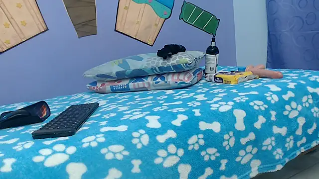 NOVAHOT98 online show from 6, 3, 2026