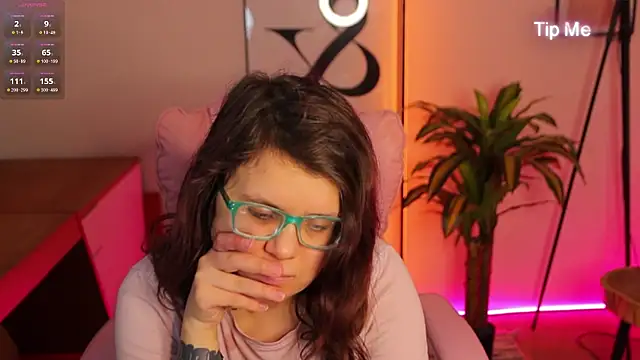 Ariell Mini online show from 10, 4, 2026