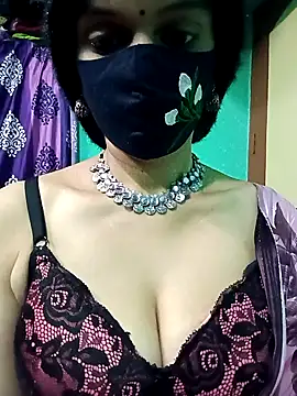 Snapshot of Radhi_Radhu chatting on 4, 4, 2026 Radhi Radhu online show from 4, 4, 2026