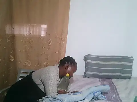 SweetHotPussy 99 online show from 24, 4, 2026