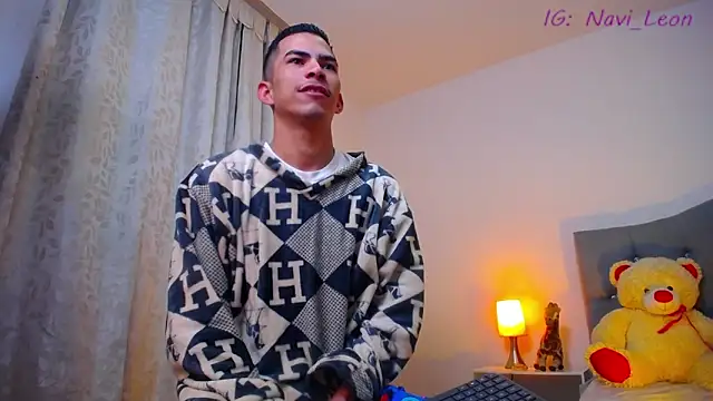 Snapshot of TOMBOYSEXX chatting on 2, 2, 2026 TOMBOYSEXX online show from 2, 2, 2026