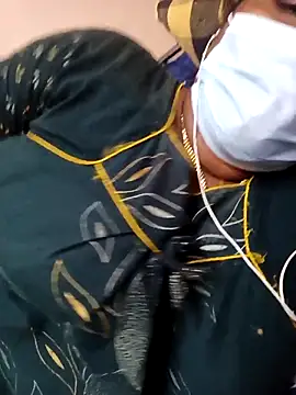 Snapshot of Tamil_Bhuvi69 chatting on 16, 3, 2026 Tamil Bhuvi69 online show from 16, 3, 2026