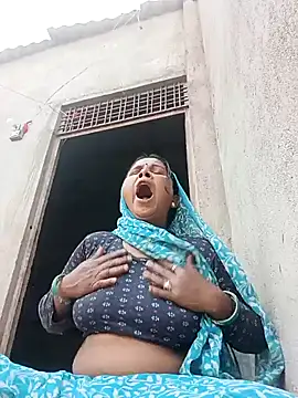 Shreya pandit online show from 20, 4, 2026