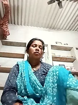 Shreya pandit online show from 28, 4, 2026