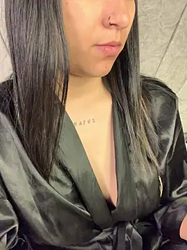 Val12777 online show from 25, 4, 2026