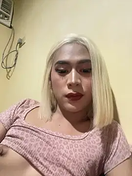 Snapshot of Lucy-penelope chatting on 24, 3, 2026 Lucy-penelope online show from 24, 3, 2026