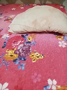 Snapshot of Fannyfoxfi chatting on 14, 1, 2026 Fannyfoxfi online show from 14, 1, 2026