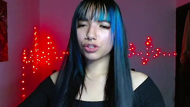 Snapshot of _Veronicaa_ chatting on 1, 4, 2026 Veronicaa online show from 1, 4, 2026