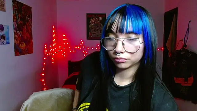 Snapshot of _Veronicaa_ chatting on 18, 4, 2026 Veronicaa online show from 18, 4, 2026