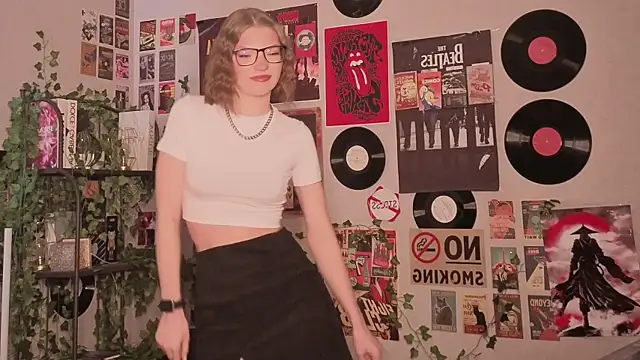 JeaneneWoltz online show from 11, 1, 2026