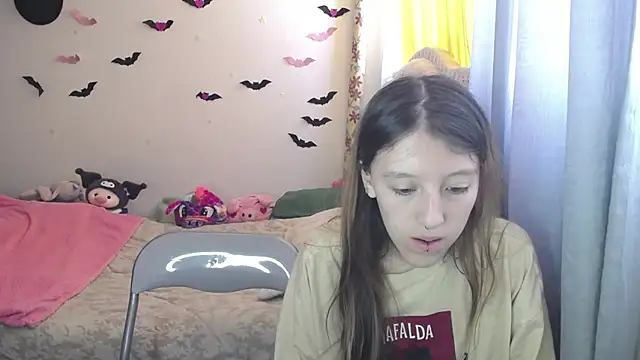 Briar y Blair online show from 10, 2, 2026