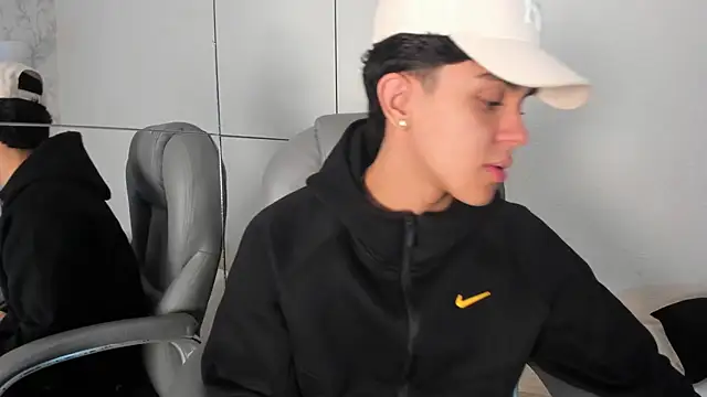  TaylorBlack online show from 29, 4, 2026