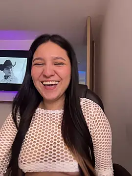 Camila sanchez25 online show from 9, 4, 2026