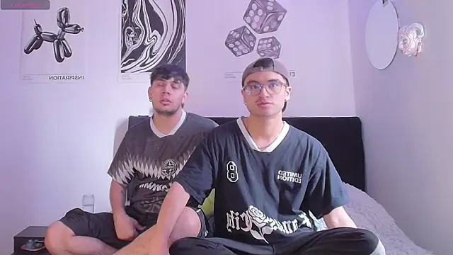 Snapshot of charlie_dicker chatting on 16, 12, 2025 charlie dicker online show from 16, 12, 2025