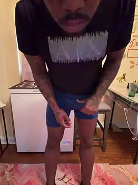 Snapshot of daddydarkskindikk chatting on 8, 3, 2026 daddydarkskindikk online show from 8, 3, 2026