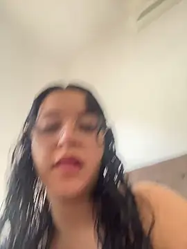 mayhoneyhot online show from 31, 7, 2026